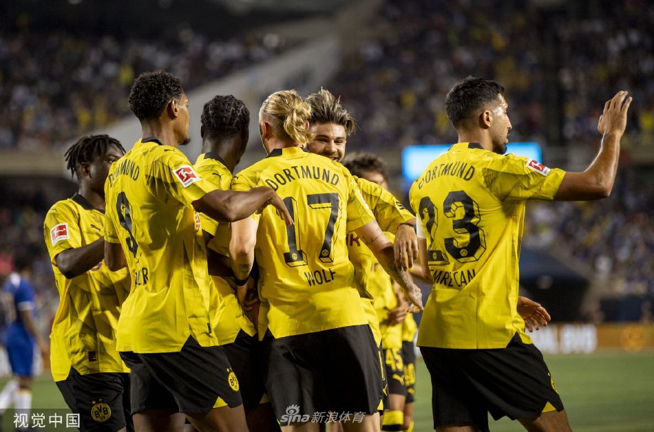 逼抢中配合 逼抢中配合